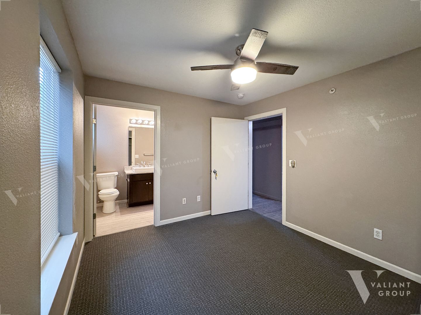 Springfield Apartment: 450 E Walnut St