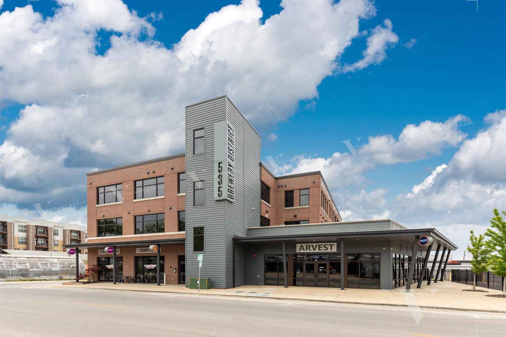 Springfield Apartment: 535 W Walnut St.