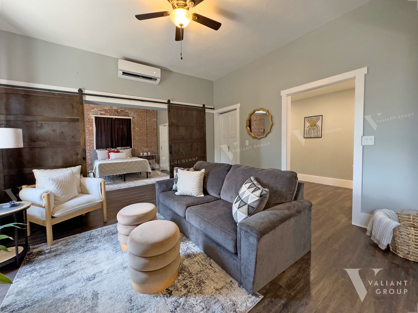 Springfield Apartment: 806 South Avenue
