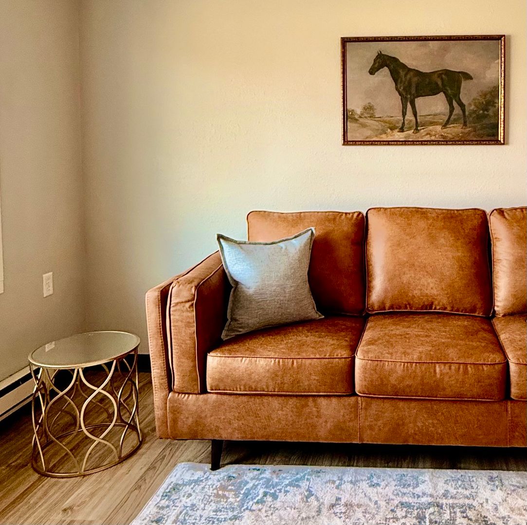 Valley City Apartment: 700 11th St NW