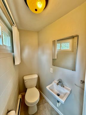 1100 8th Ave NW, 711, Valley City, ND 58072