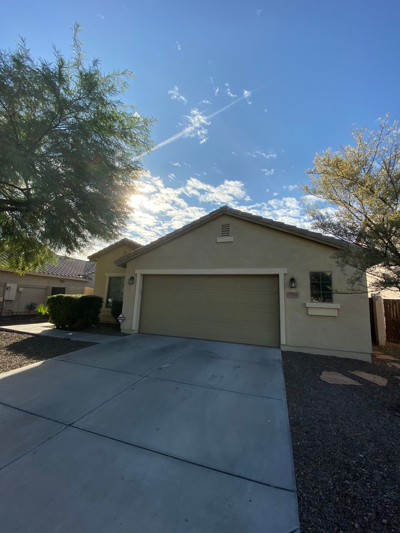 Phoenix House: 7241 W Williams Street