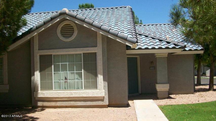 Chandler House: 860 North McQueen Road #1013