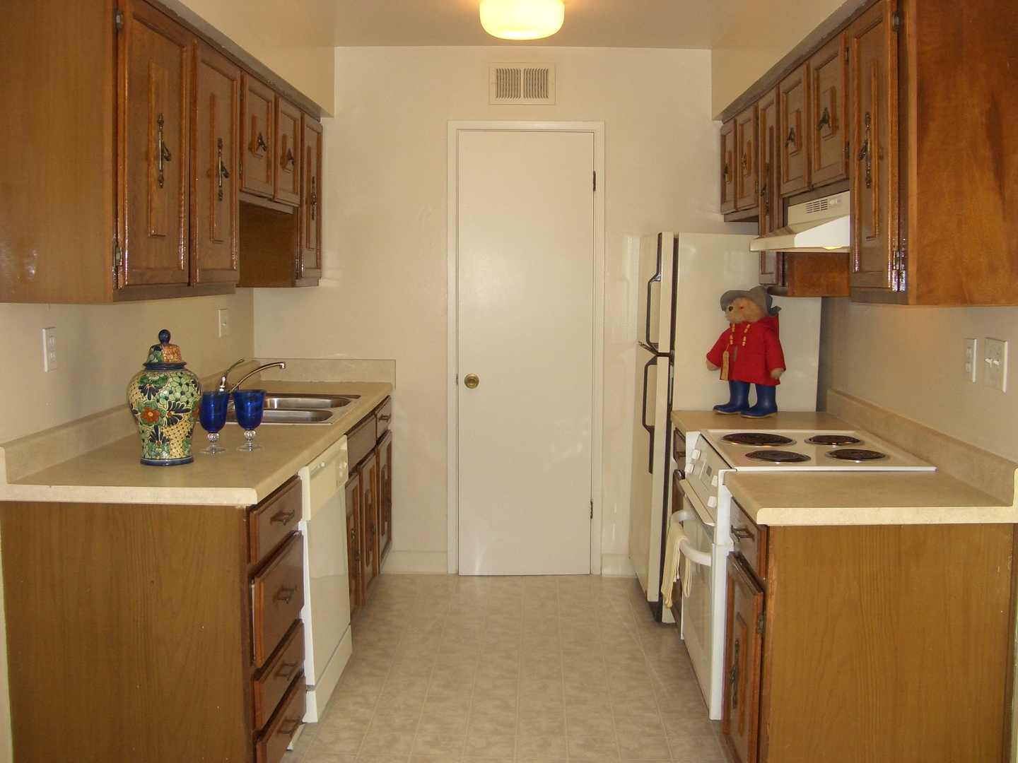 Los Gatos Apartment: 225 Avery Lane