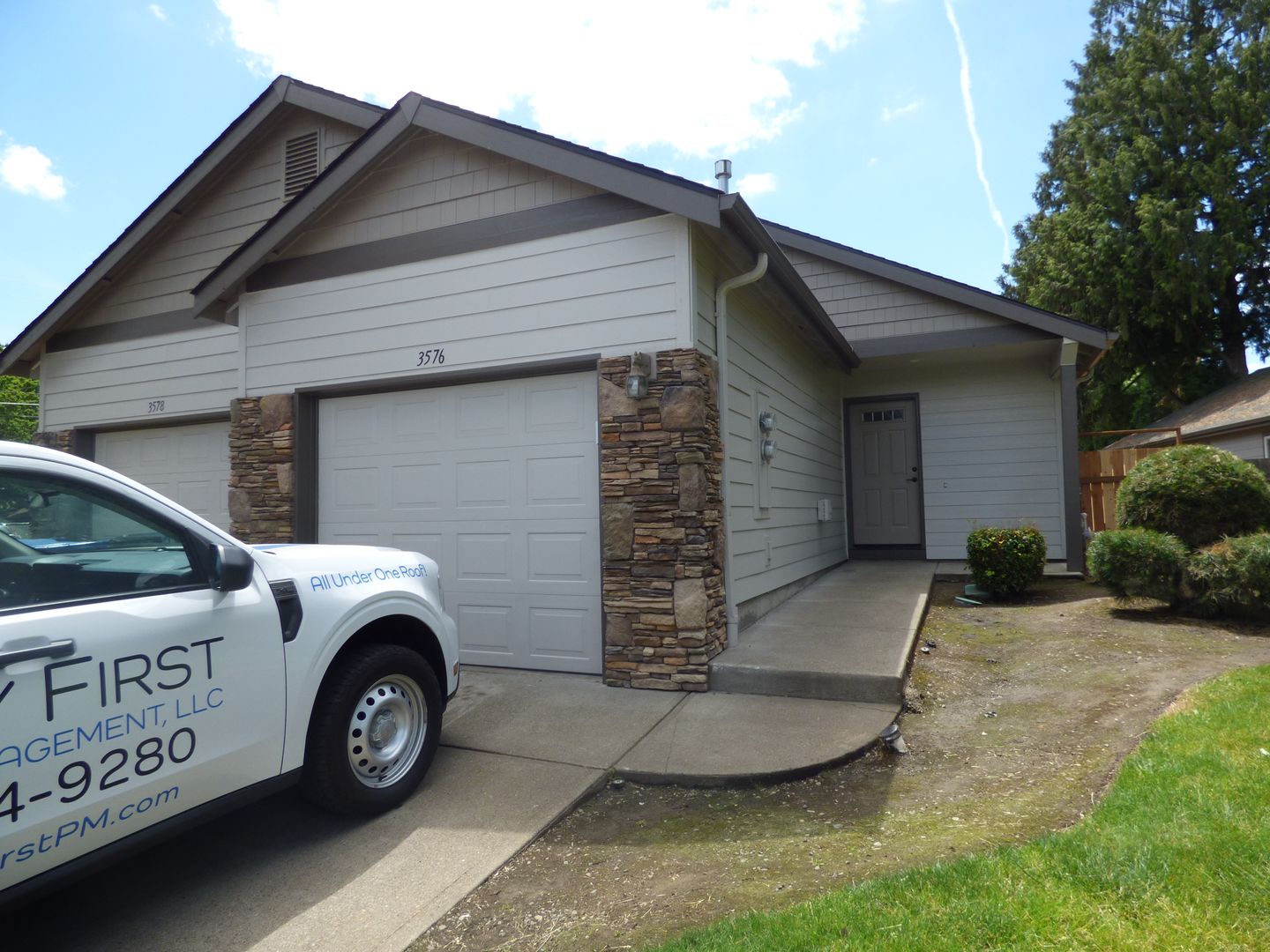 Salem Apartment: 3576-3578 Fisher Ct NE