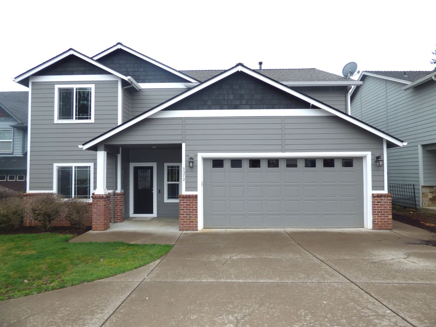 Salem House: 5372 Kali St SE