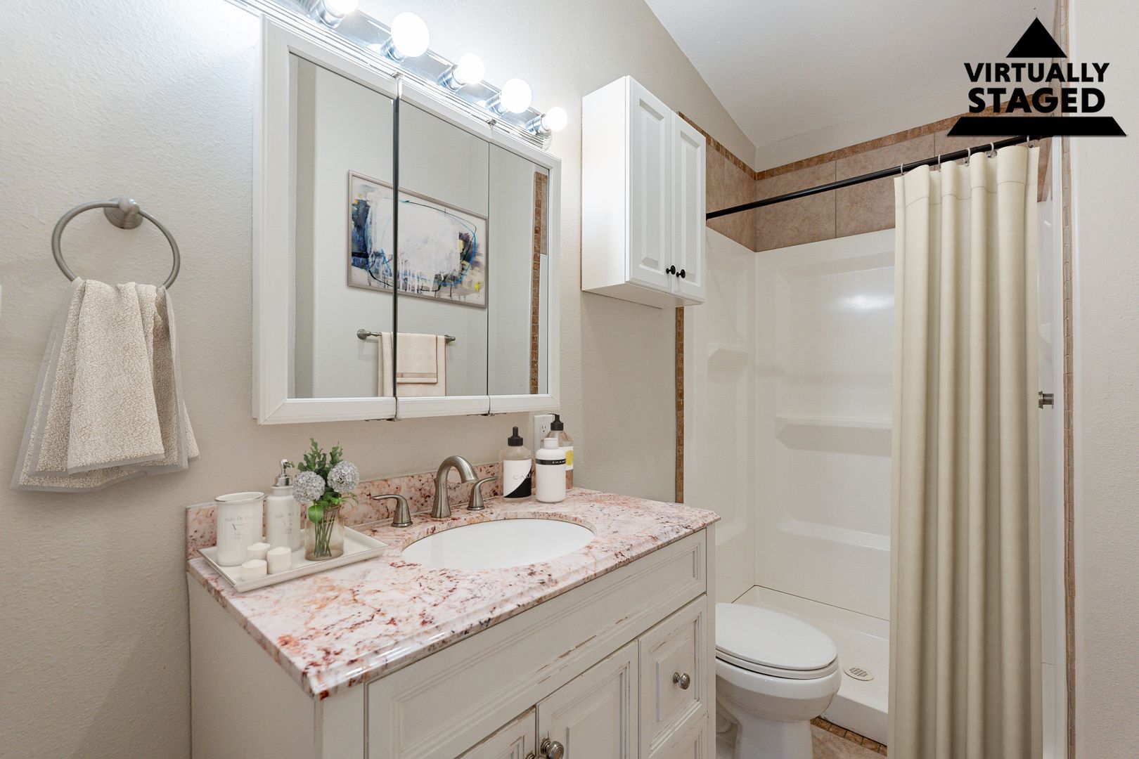 Phoenix Apartment: 16816 N 29th St