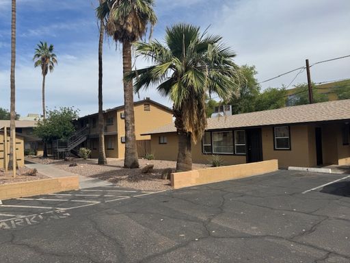 Move in special! First months rent FREE!!! Come make La Monte Apartments your home today! – photo 1