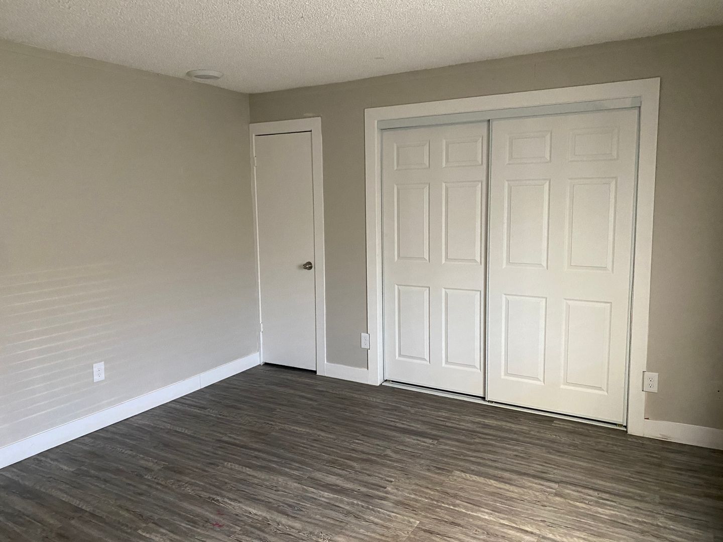 Representative unfurnished bedroom at Capri on Glenrosa.
