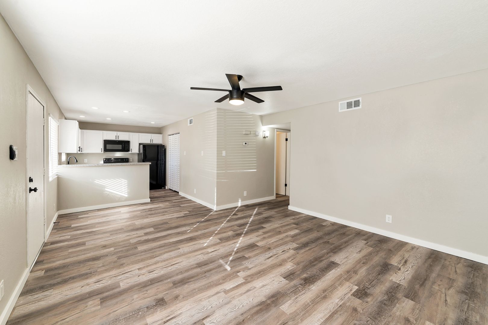 2725 Beck Lane 8 of 12