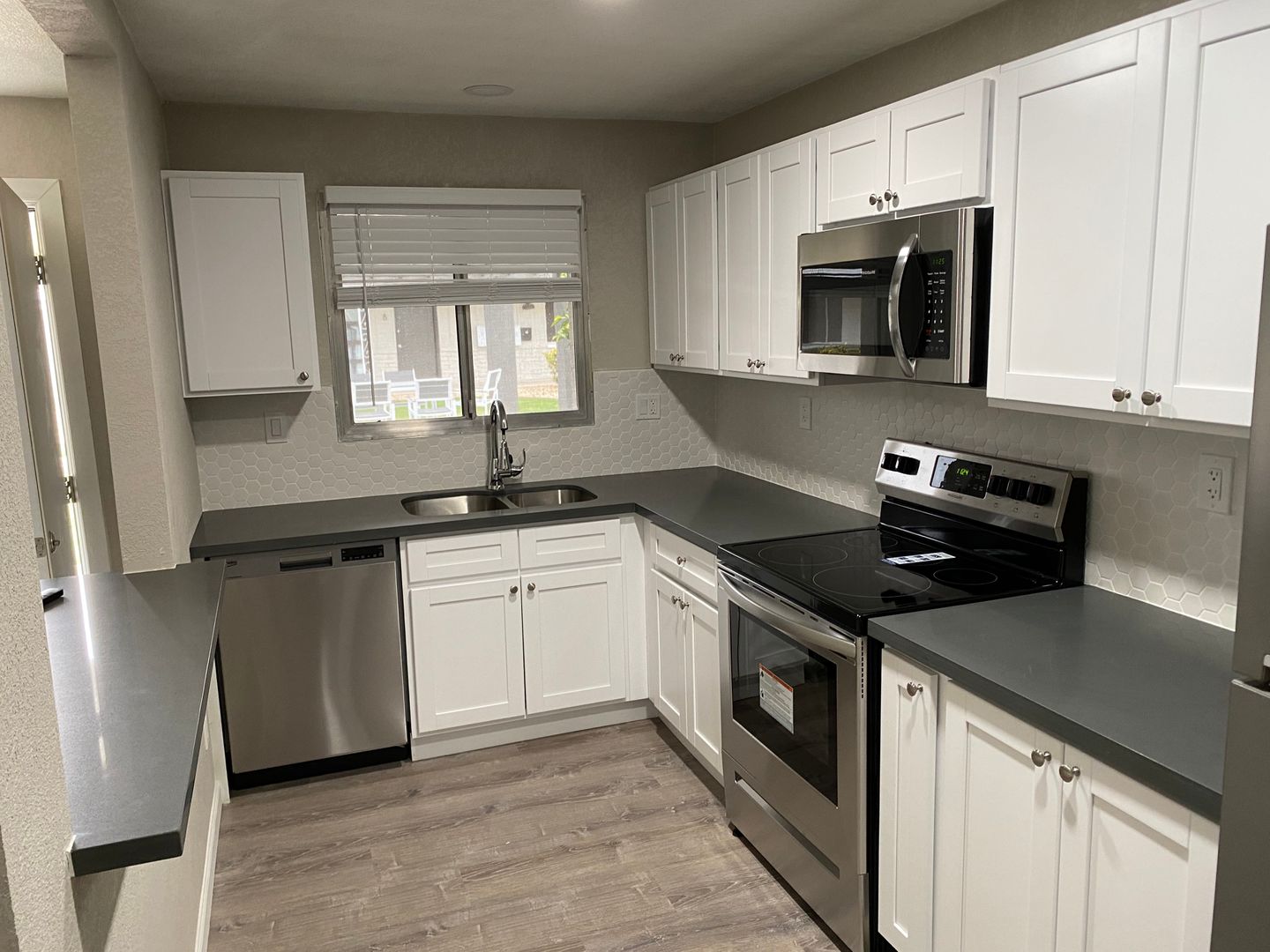 Phoenix Apartment: 4332 N 21st St