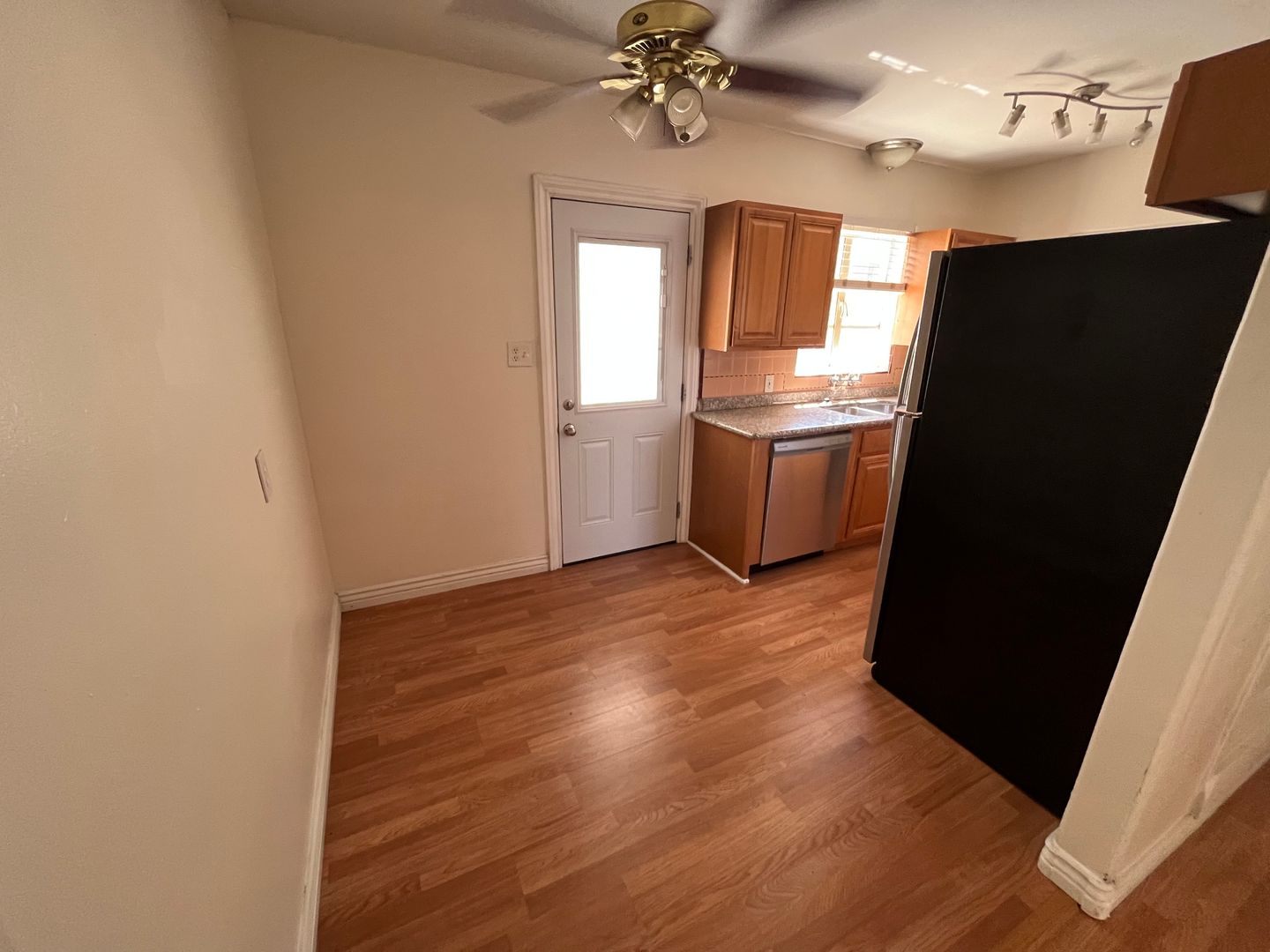 Phoenix Apartment: 602 & 606 E. San Juan Ave