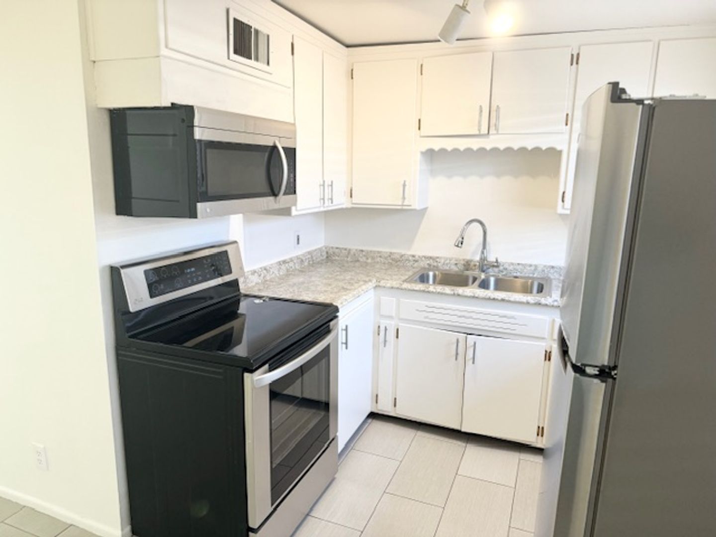 Phoenix Apartment: 4355 N. 36th Place
