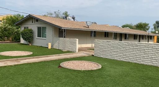 1 MONTH FREE! Modern, Single-Level Apartment in Midtown Phoenix – photo 1