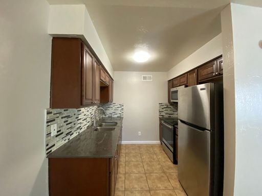 Beautiful Two Bedroom Apartment Coming Soon! – photo 1