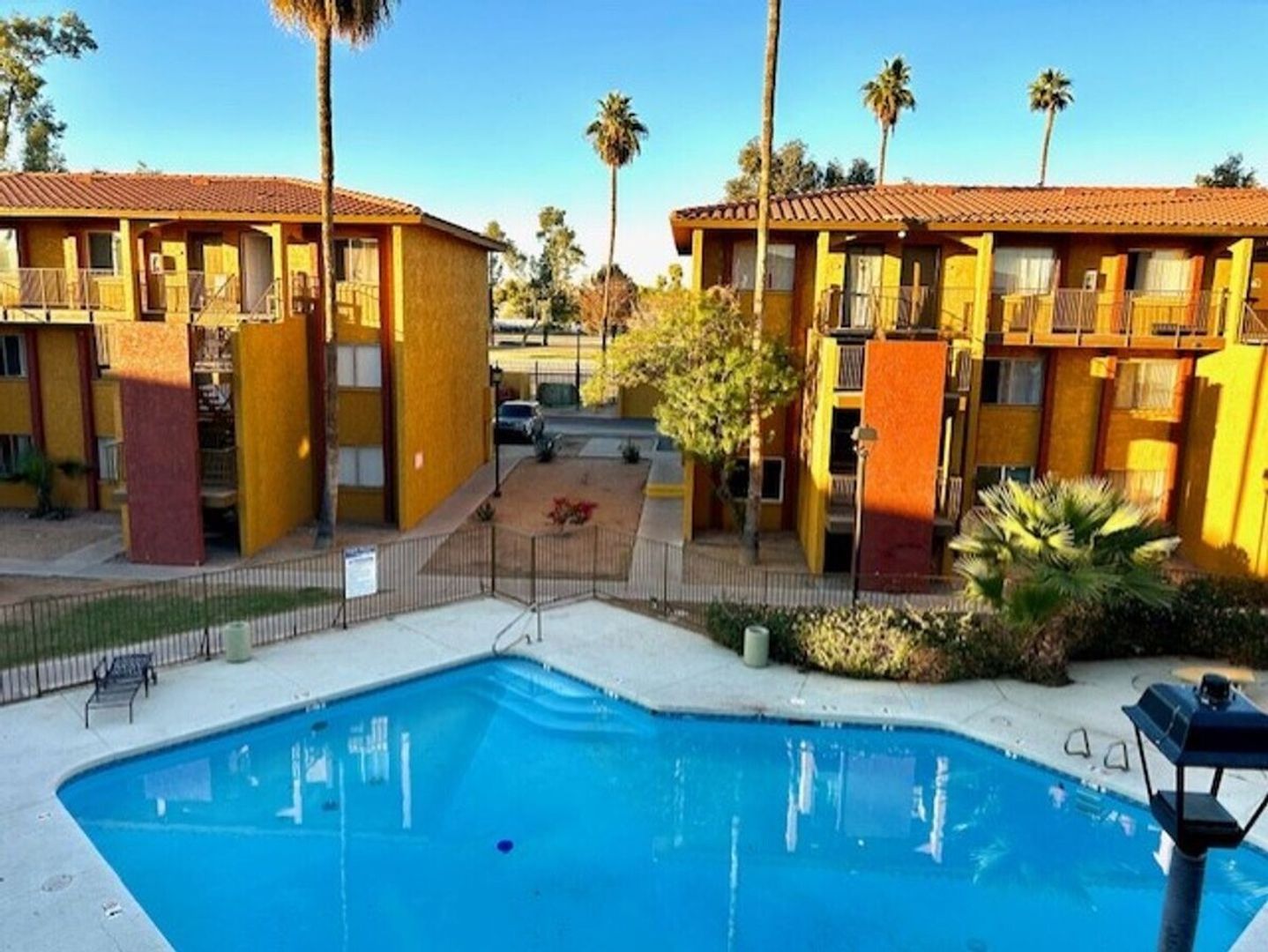 Phoenix Apartment: 6236 N Black Canyon HWY
