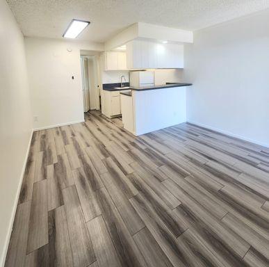 Welcome to Park West! "$99 Move in Special" – photo 1