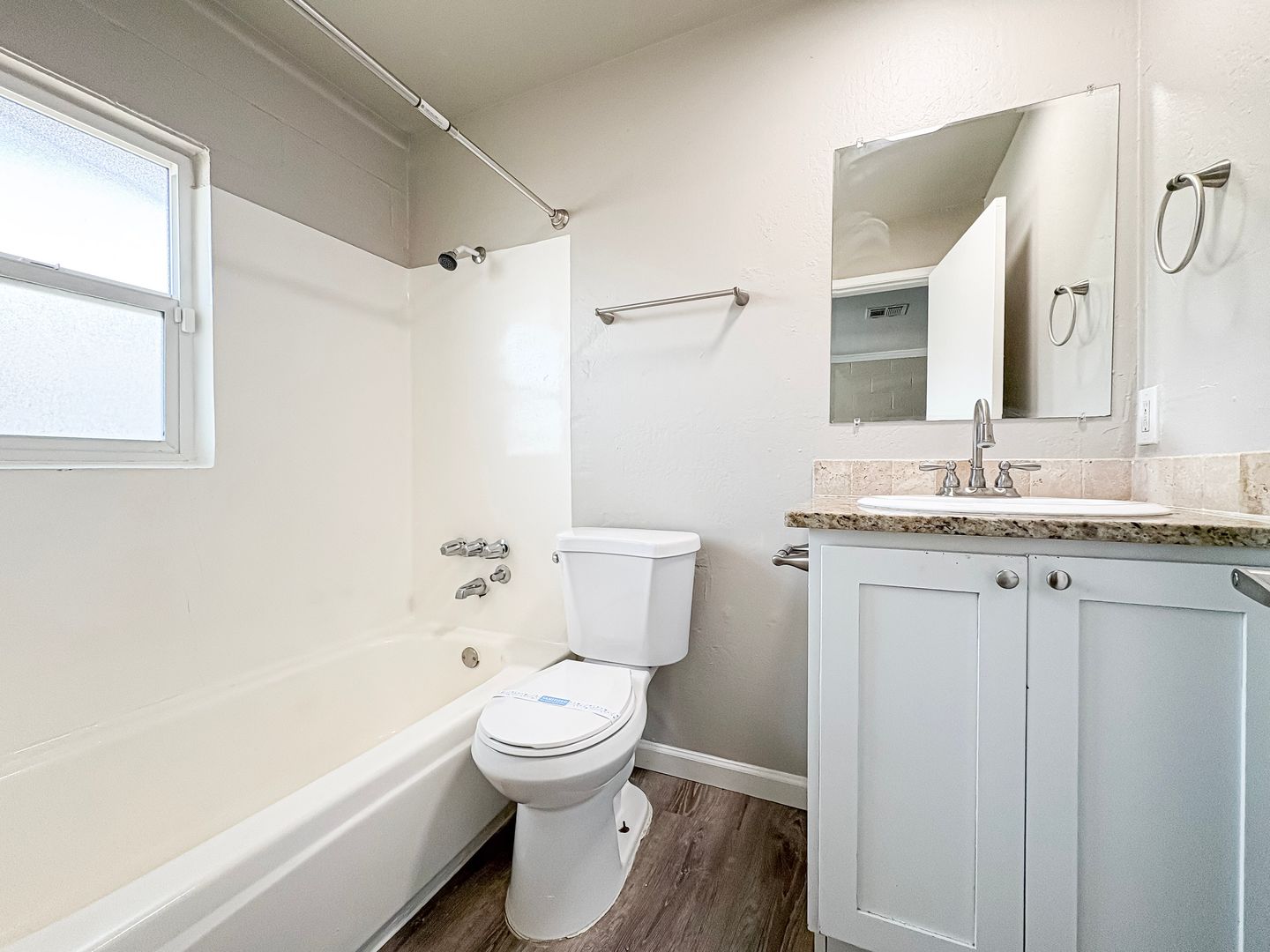 Apartment bathroom at The Vines.