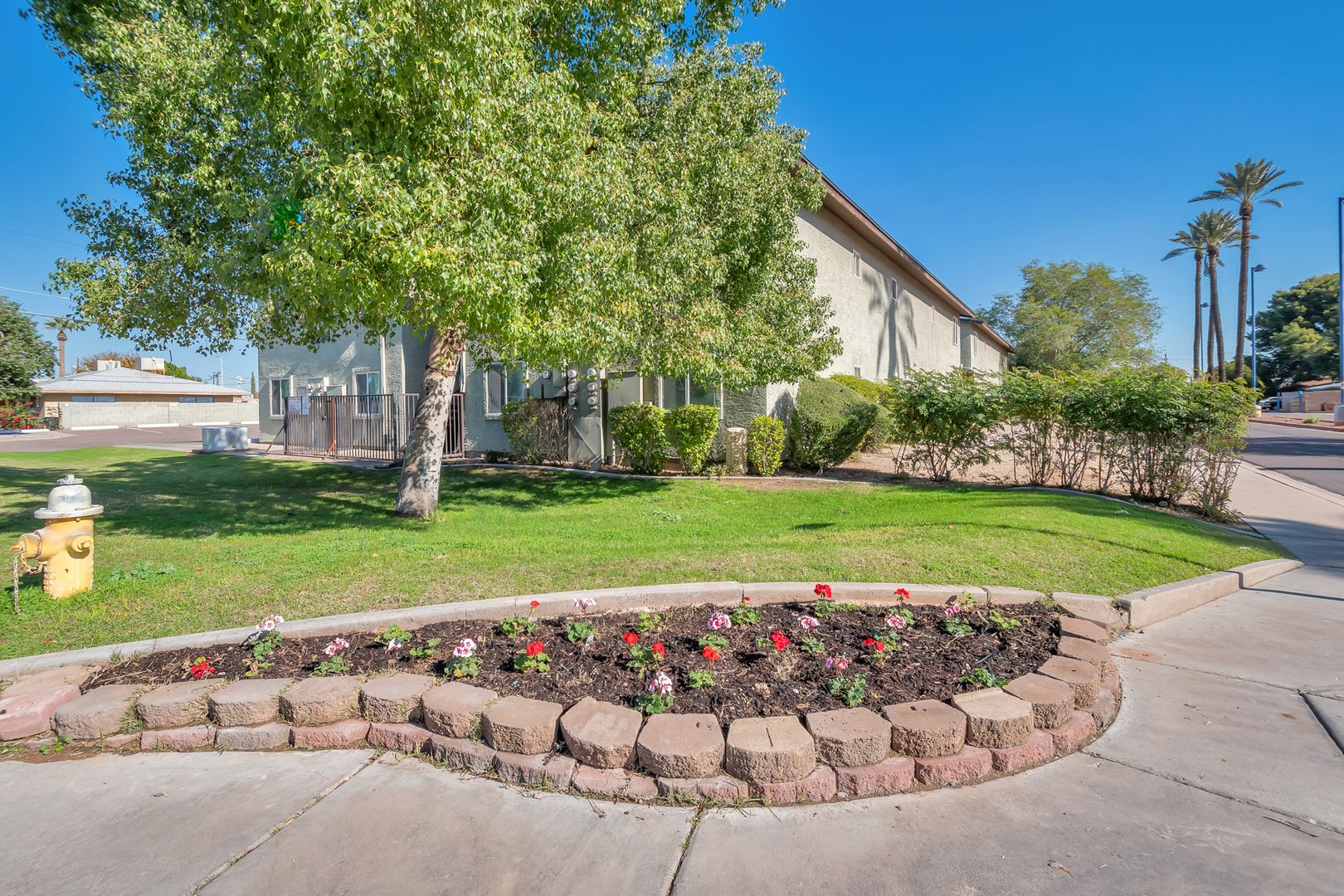 Phoenix Apartment: 2234 W. Hazelwood