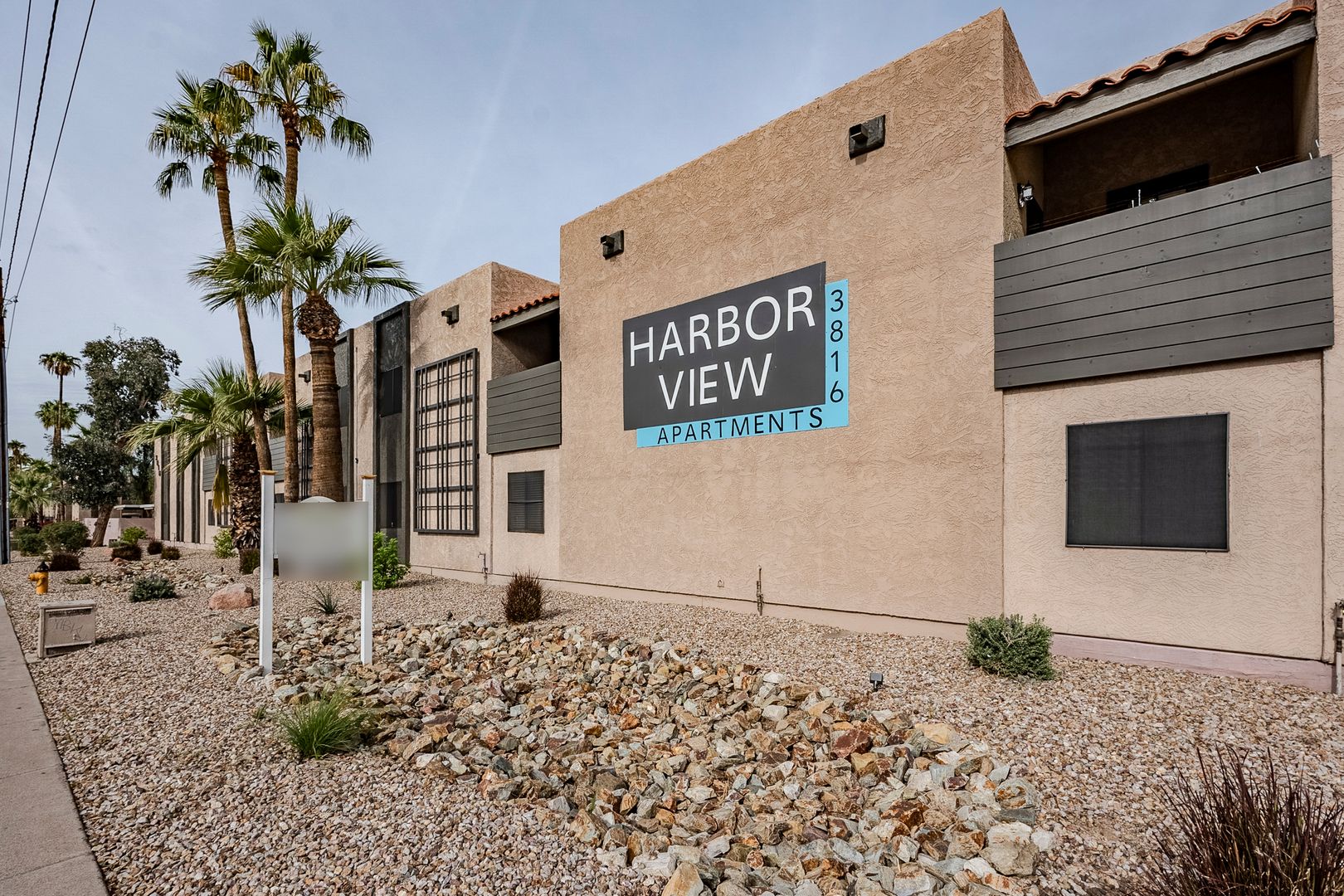Phoenix Apartment: 3816 E McDowell Rd