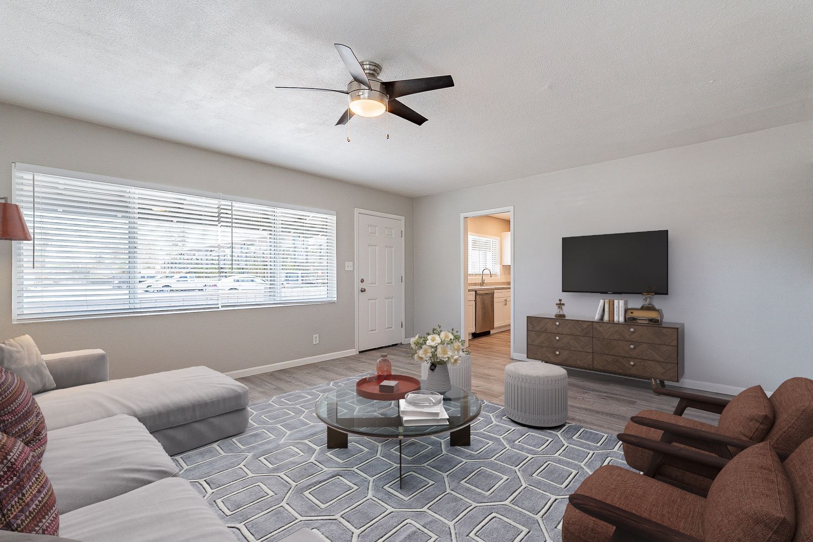 Phoenix Apartment: 1110 E Highland Ave