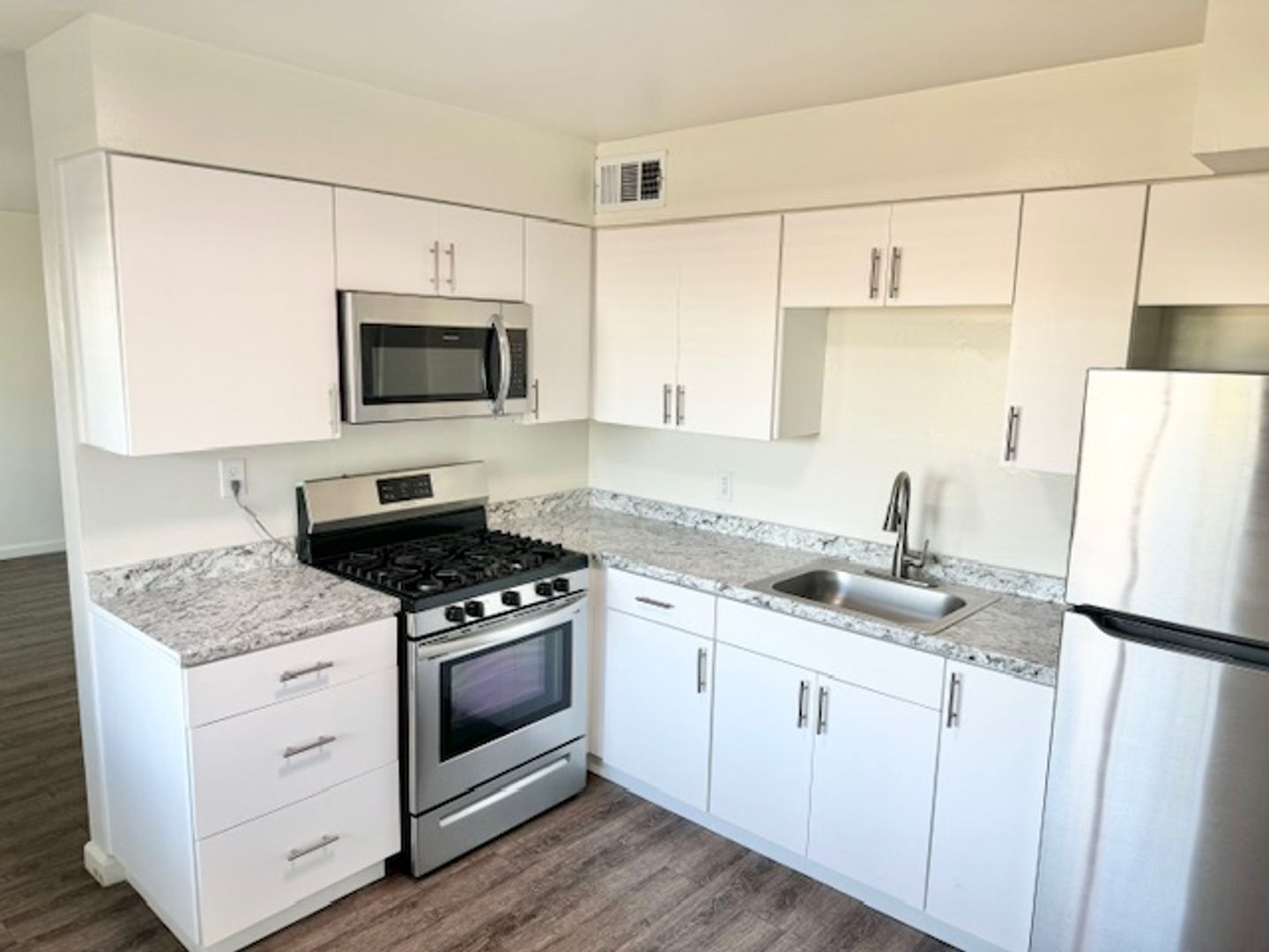 Glendale Apartment: 5927, 5939,5947 W, Rose Lane