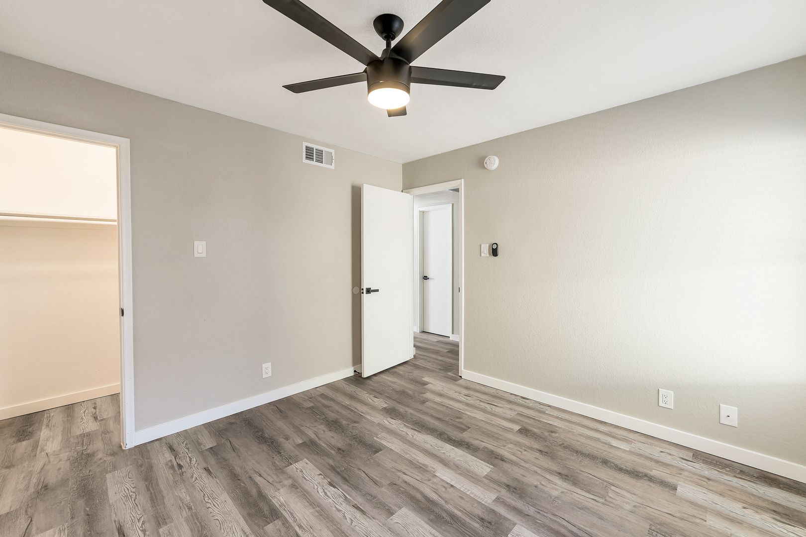 2725 Beck Lane 5 of 12