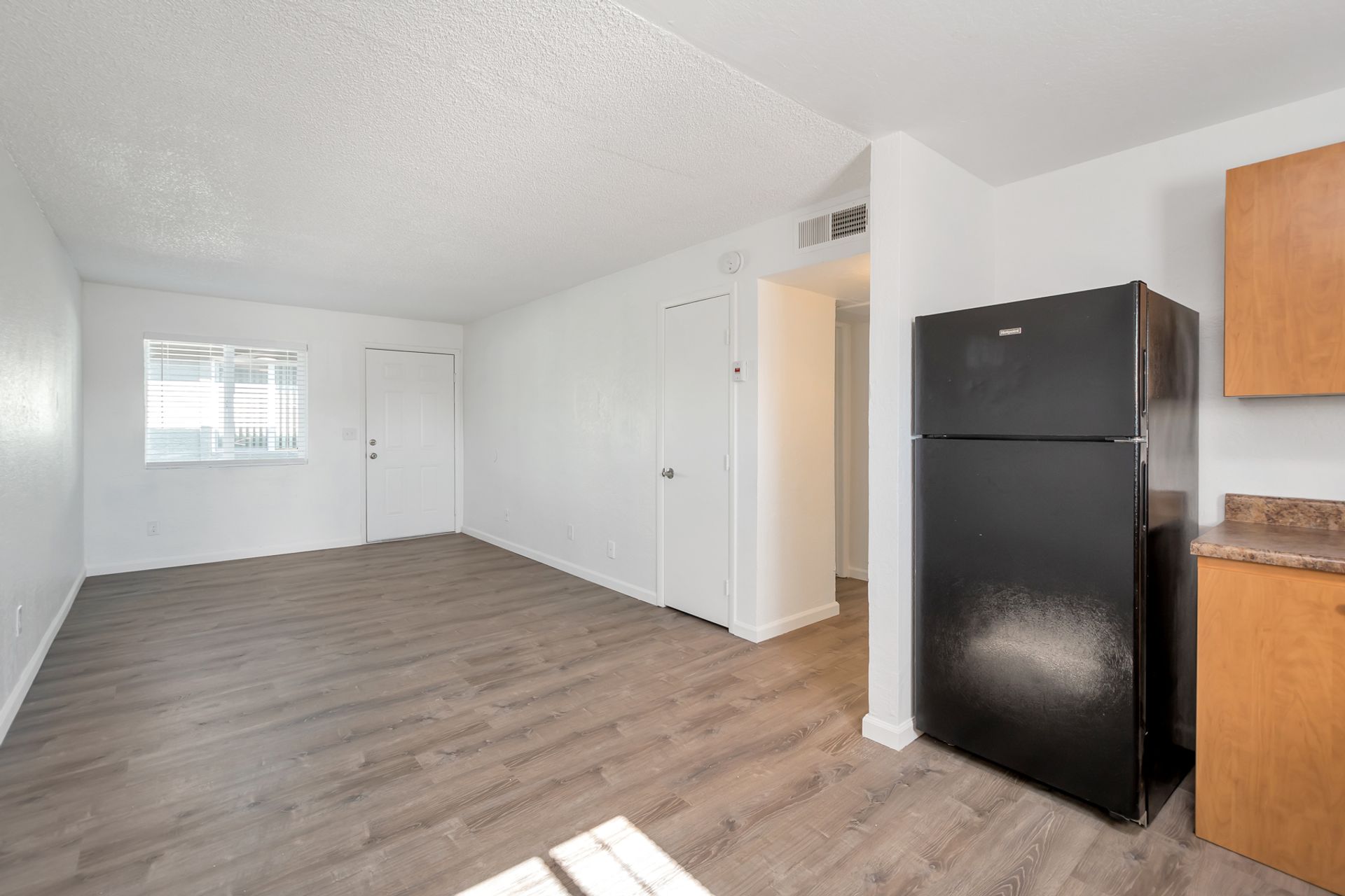 Representative unfurnished apartment interior at Starlight Apartments.