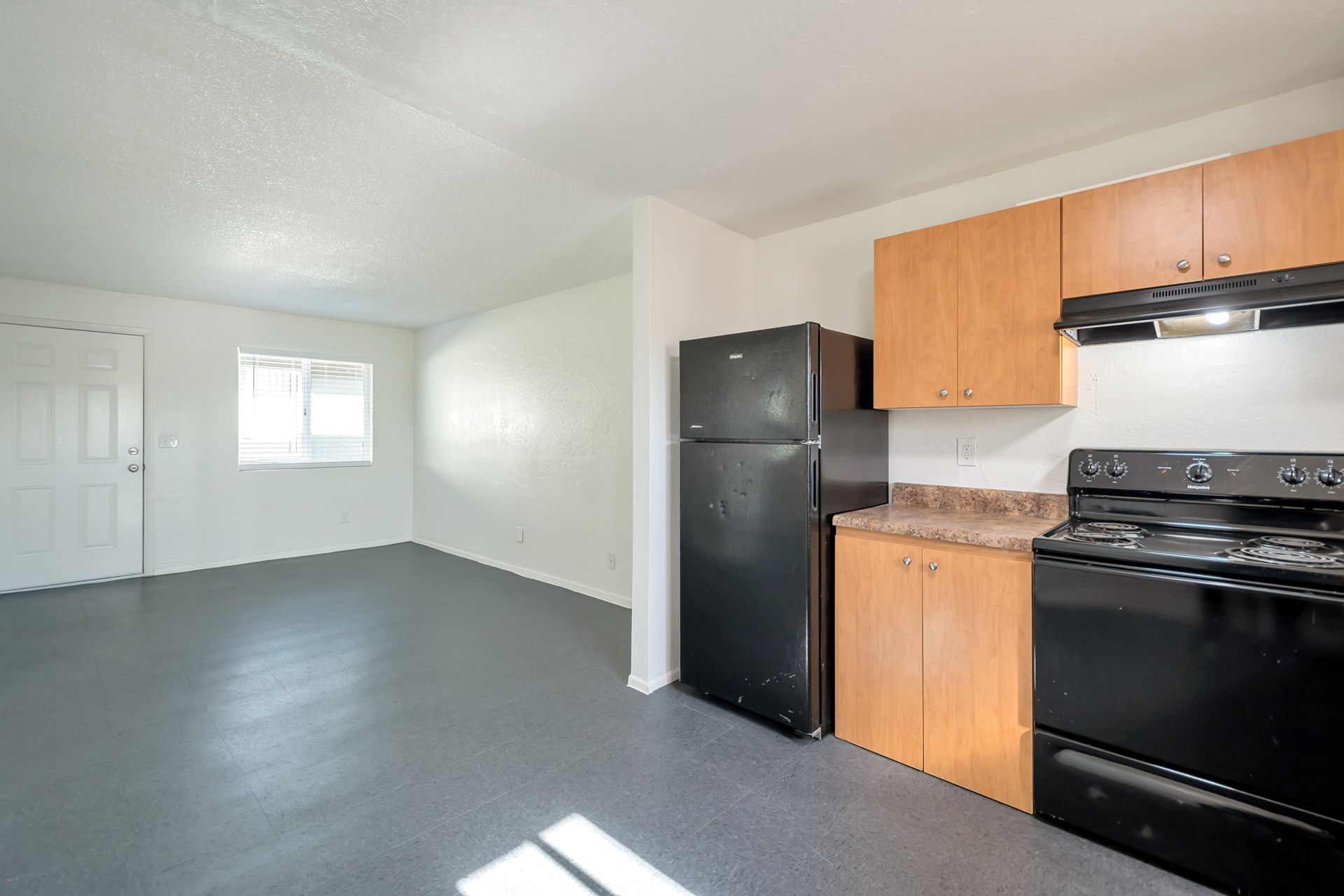 Representative apartment kitchen at Starlight Apartments.