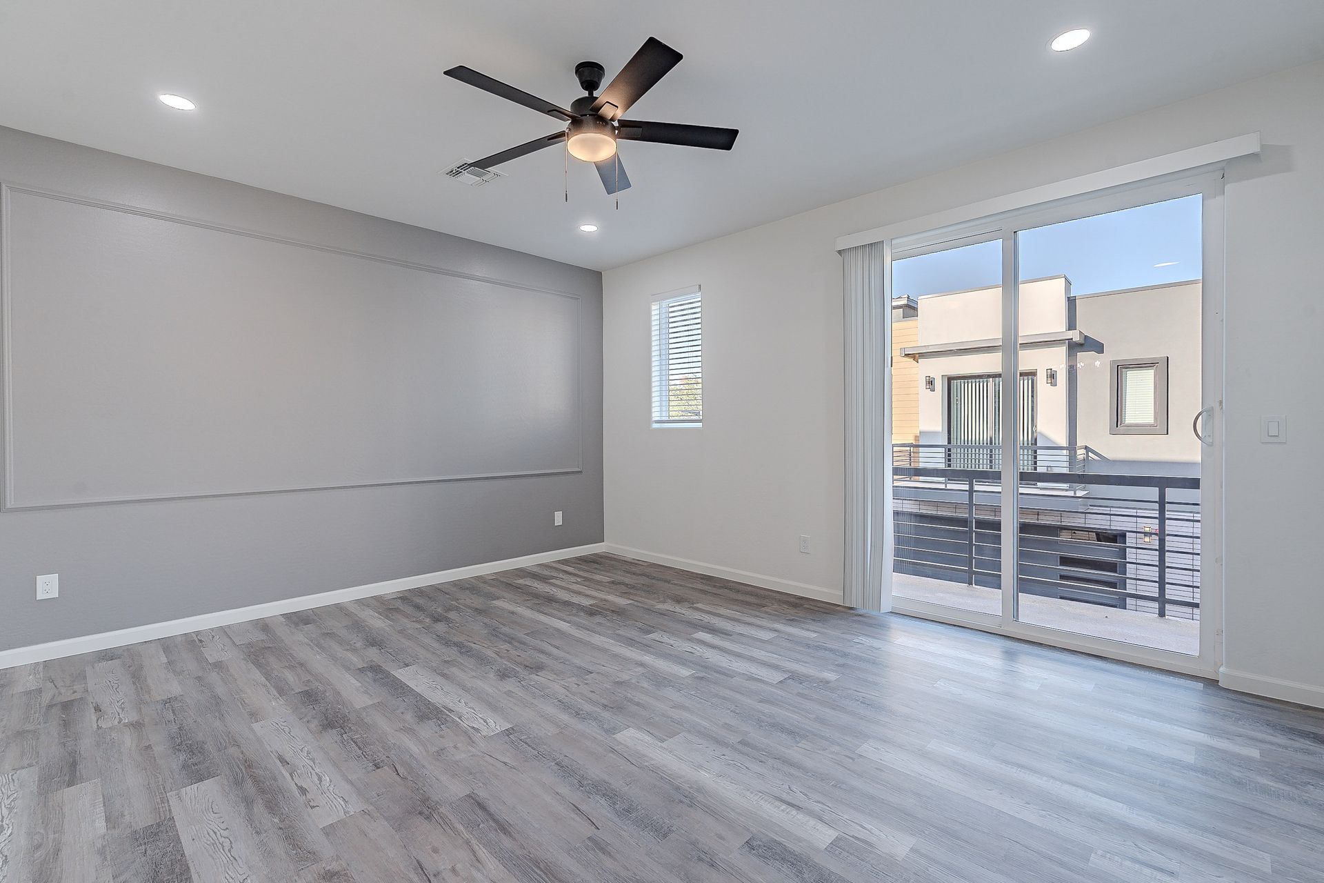Tempe Apartment: 55 W Thomas Lane