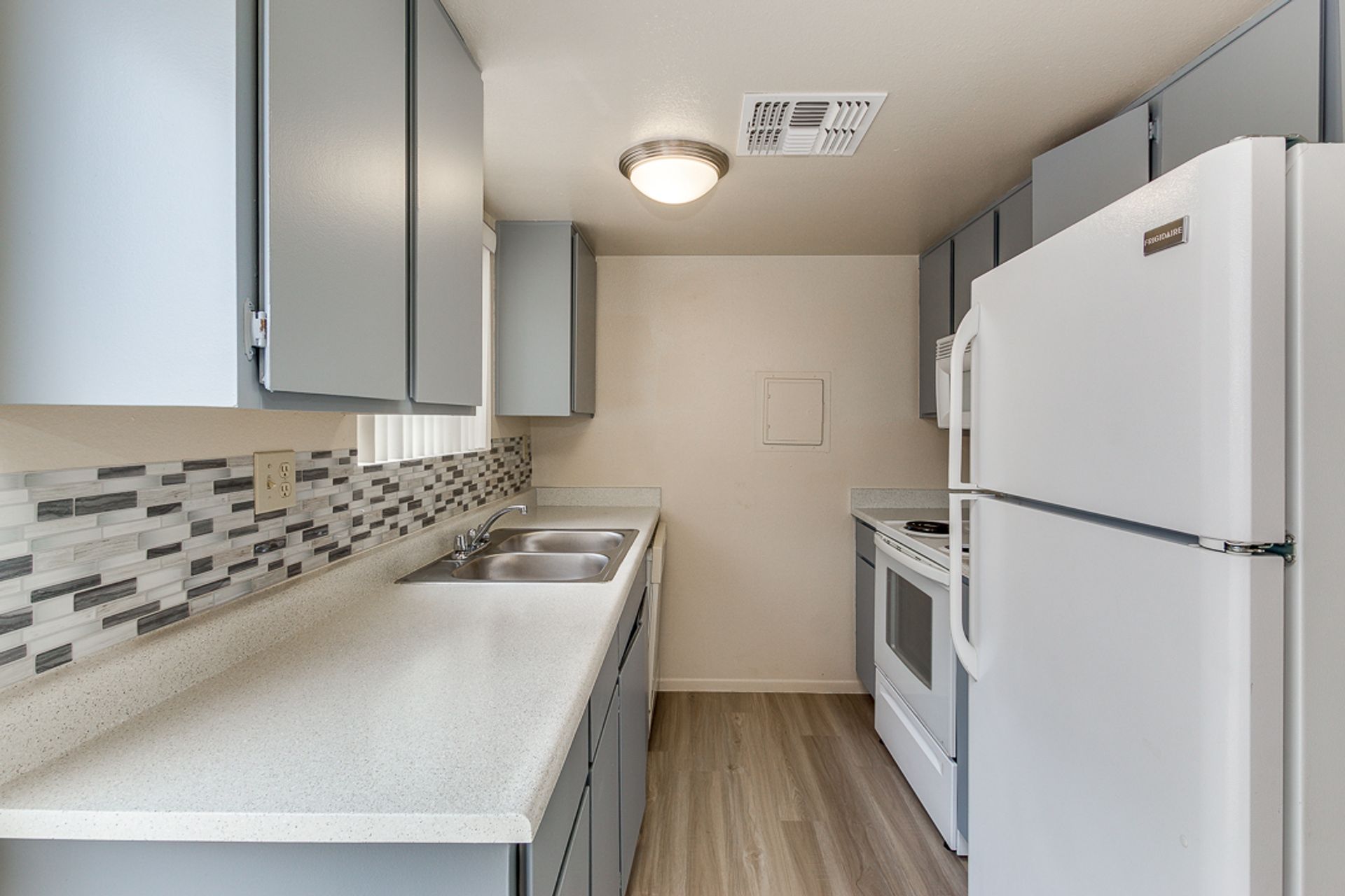 Tempe Apartment: 1320 S. Hardy Dr