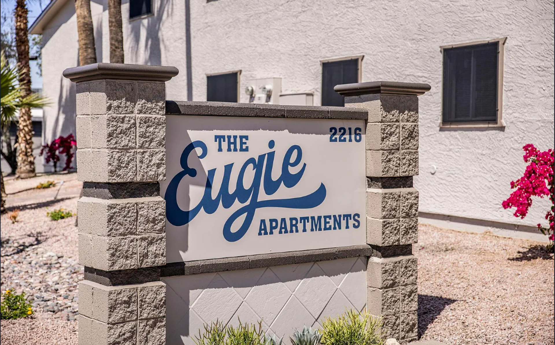Phoenix Apartment: 2216 E. Eugie Terrace