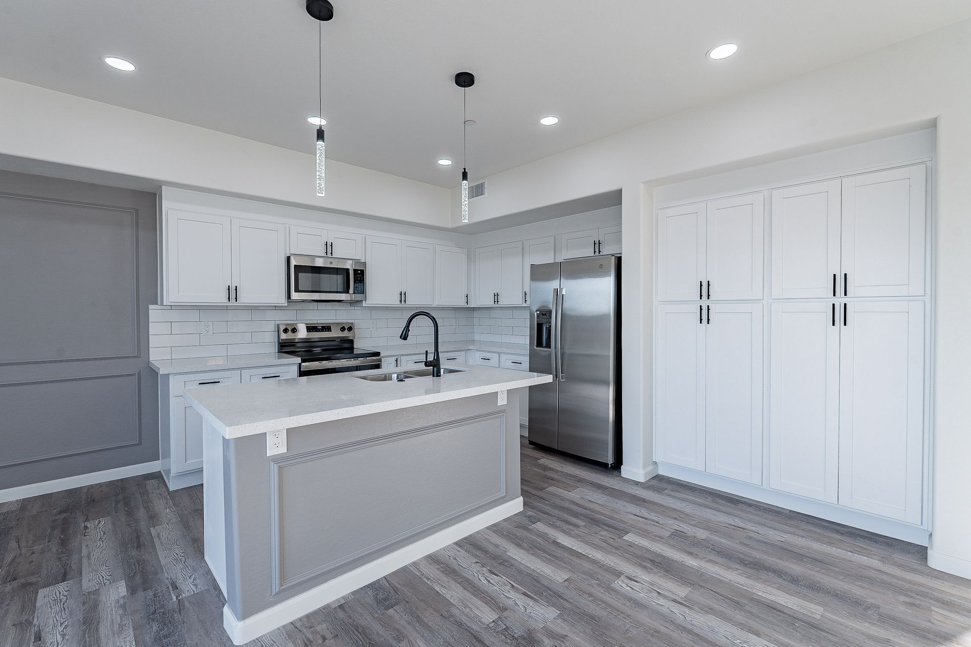 Tempe Apartment: 55 W Thomas Lane