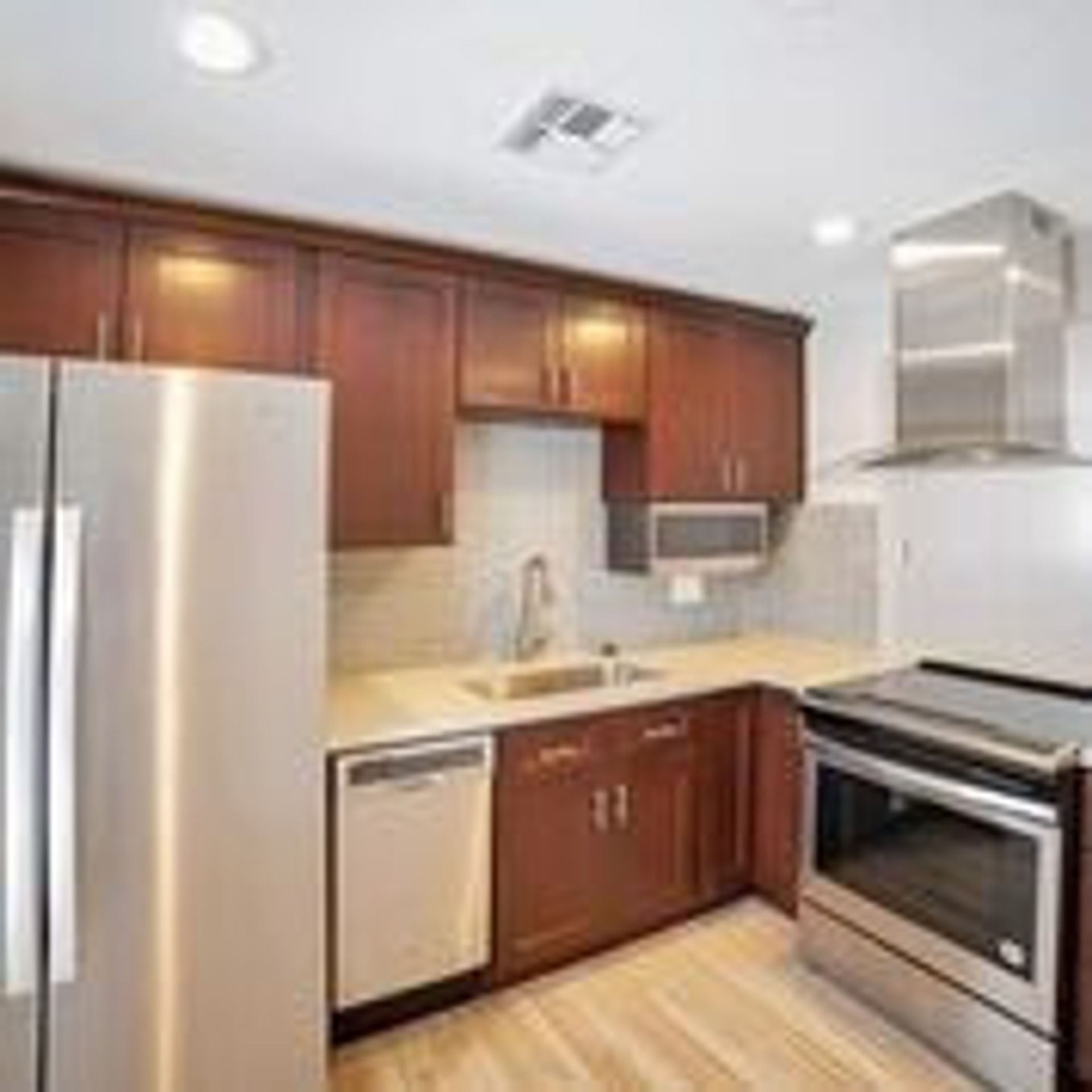 Scottsdale Apartment: 7225 E Belleview St