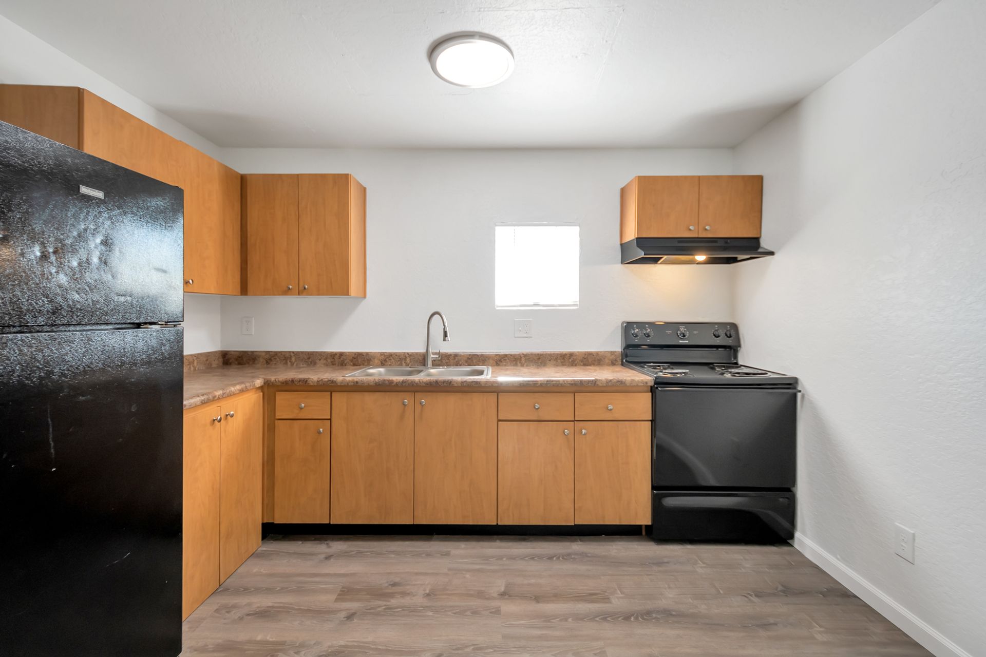 Representative apartment kitchen at Starlight Apartments.