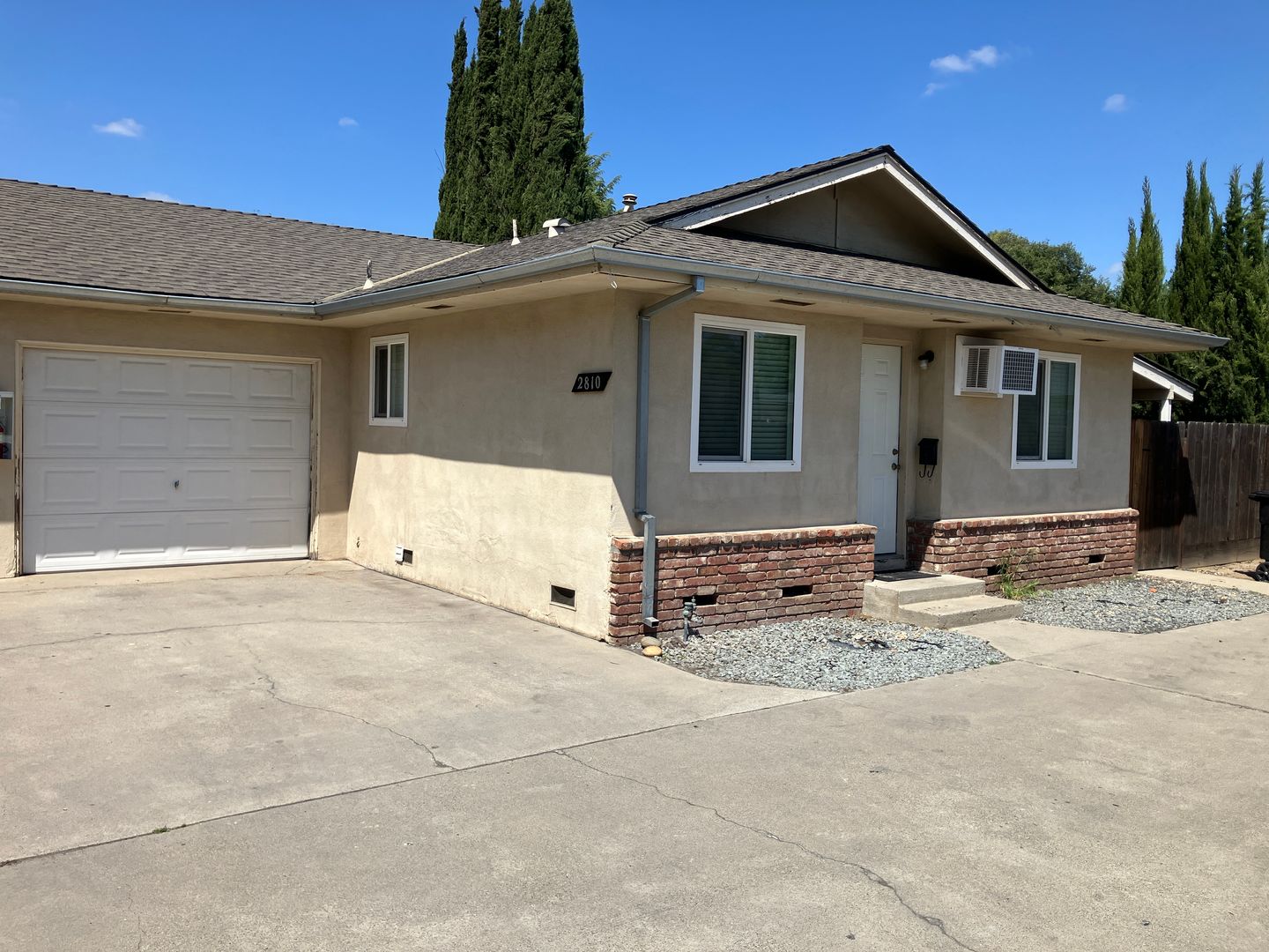 Modesto Apartment: 2810 Carver Road