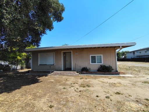 1351 Leonard Avenue #A, Modesto, CA 95351 ***Move-In Special- Half-Off First Month's Rent*** – photo 1