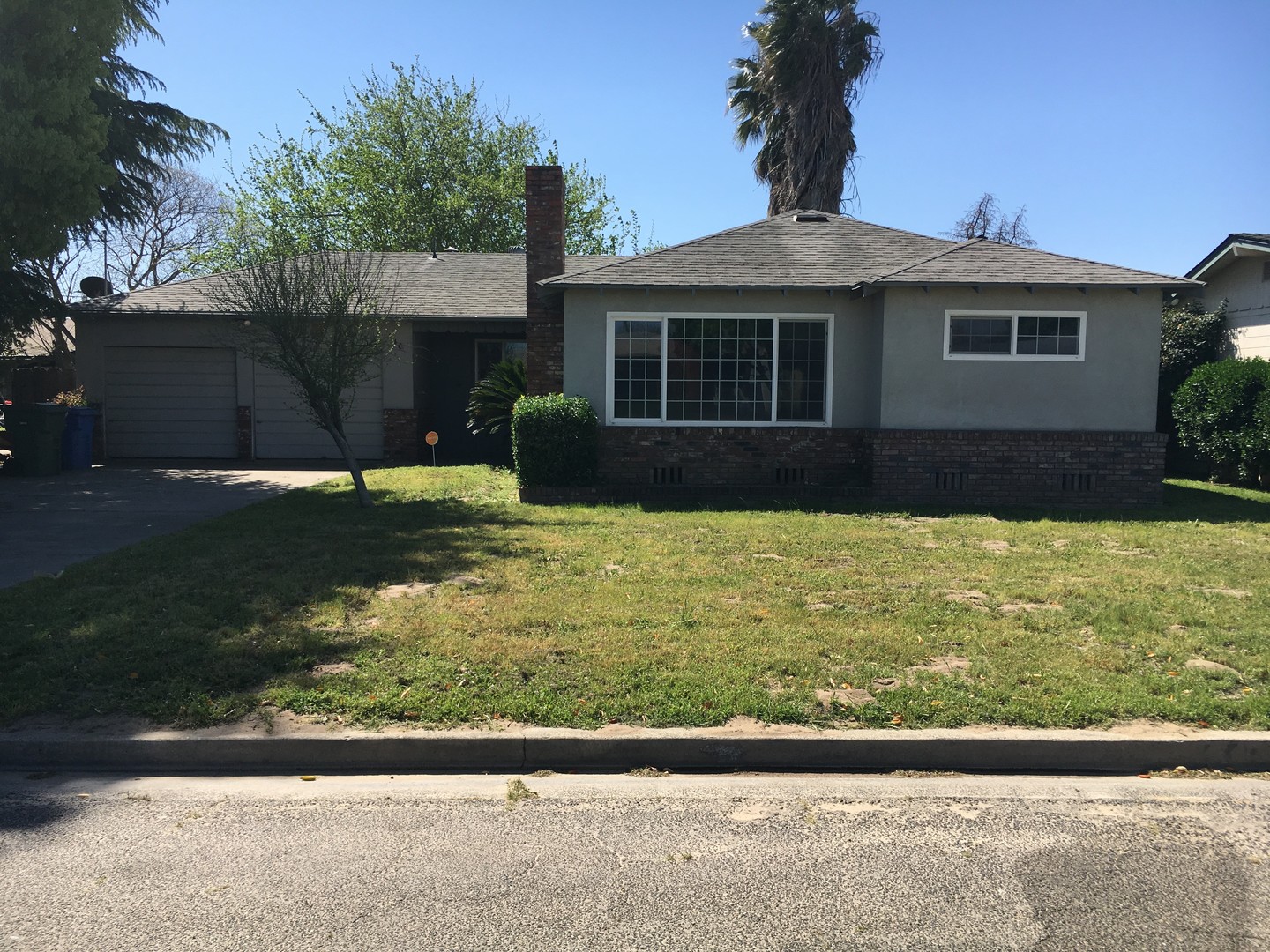 Turlock House: 940 Julian St