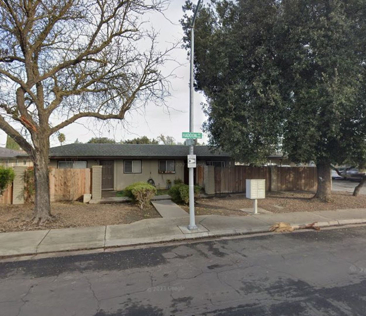 Modesto Apartment: 2505 Haddon Avenue