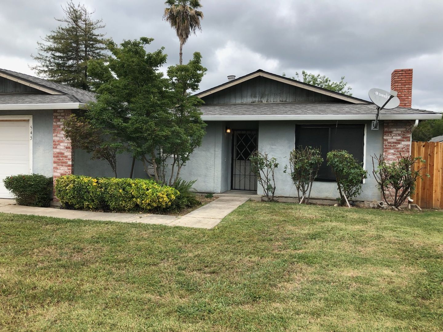 Turlock House: 545 Bluefield Ave