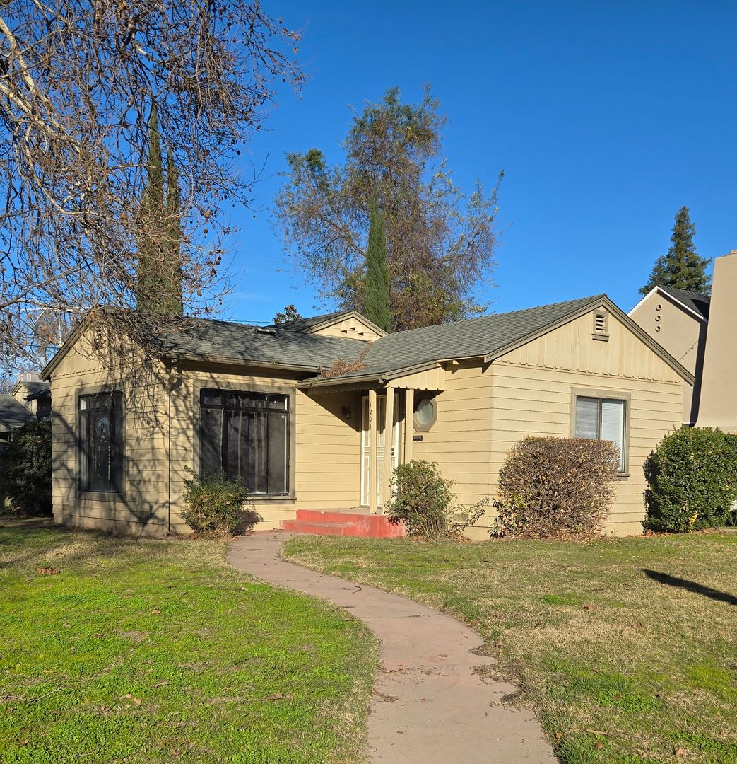 Turlock Apartment: 1201 E Marshall St