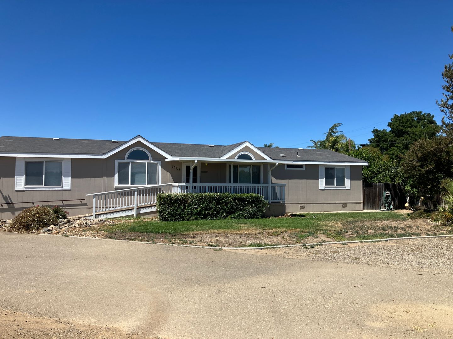 Tracy House: 33921 S Bird Road