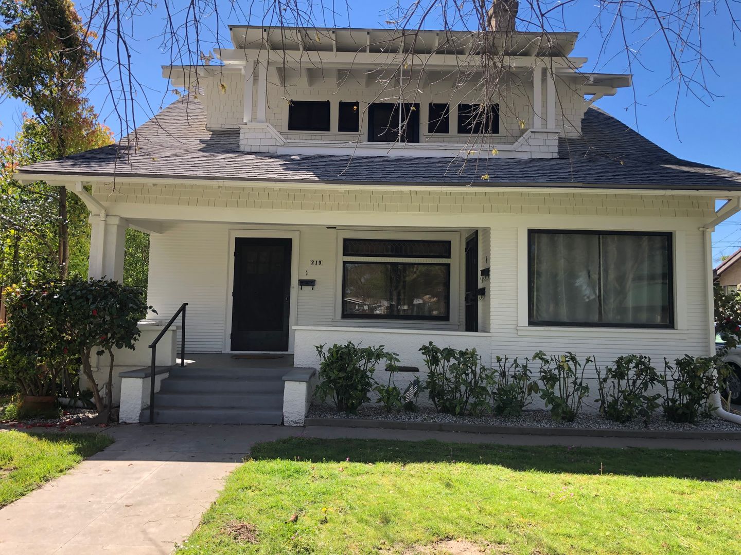 Modesto Apartment: 219 Park Avenue  - 4