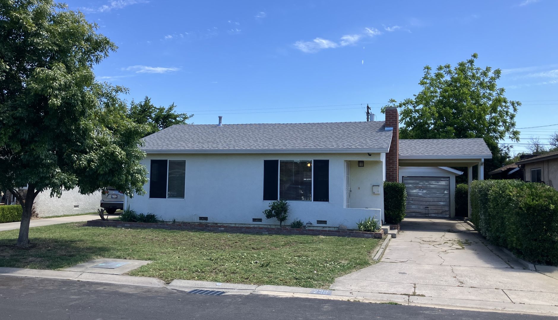 Modesto House: 236 Fusco Avenue