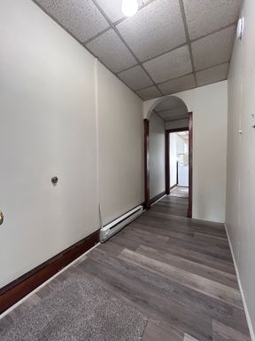 2 Bed 1 Bath Rental at 140 E Washington St - 2, Hagerstown, MD – photo 1