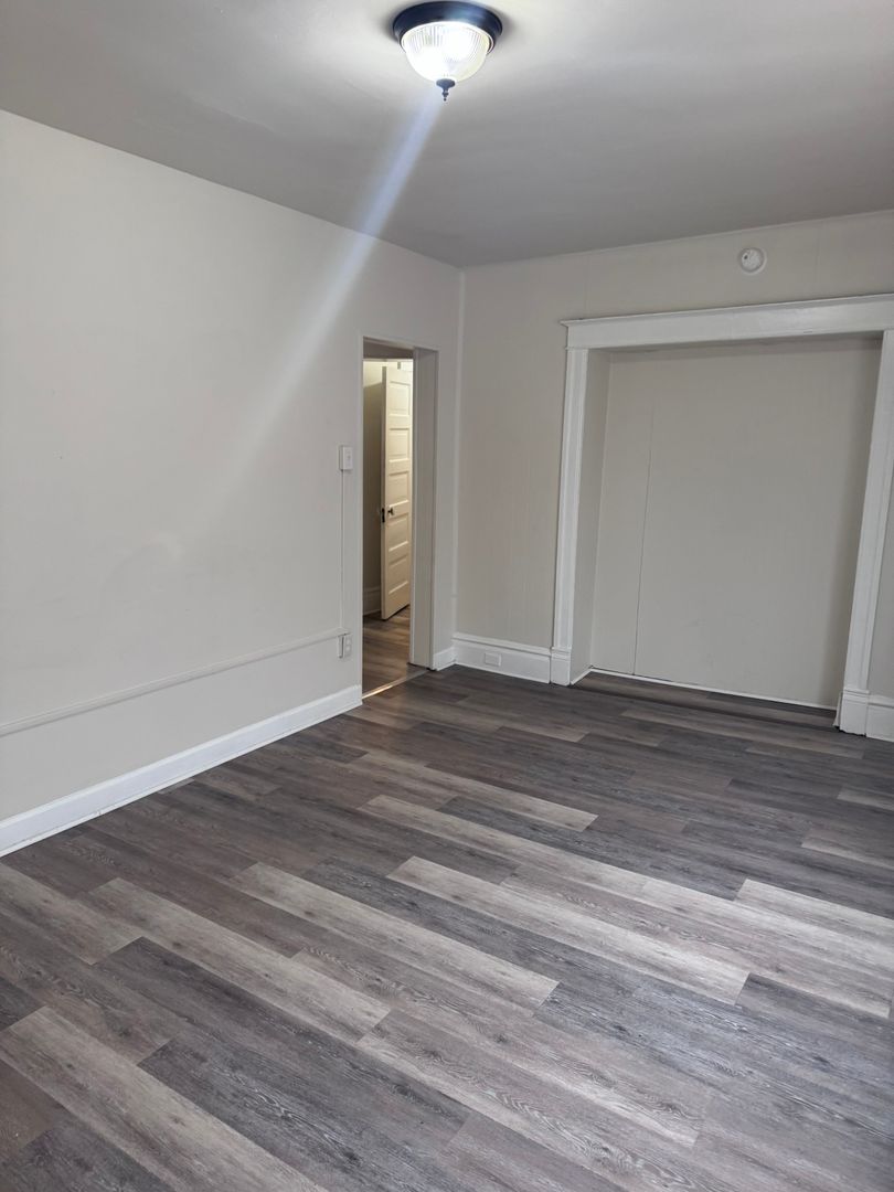 Hagerstown Apartment: 640-642 Oak Hill Ave / 619 Potomac Ave