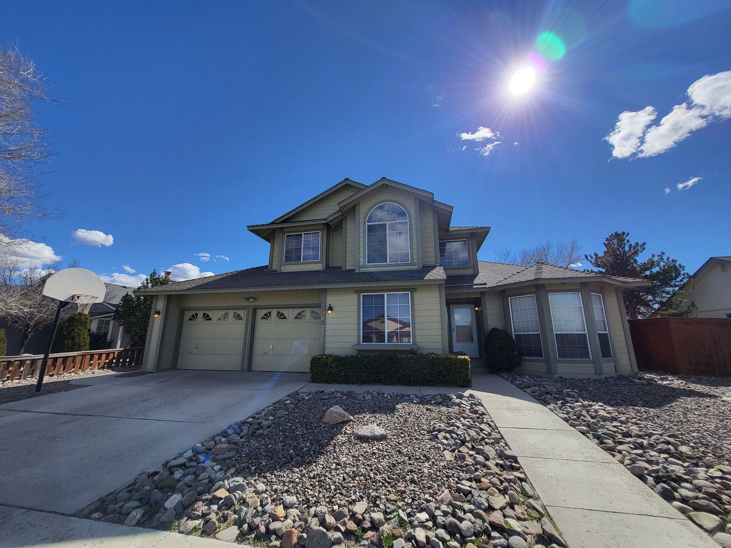 Dayton House: 323 Stillwater