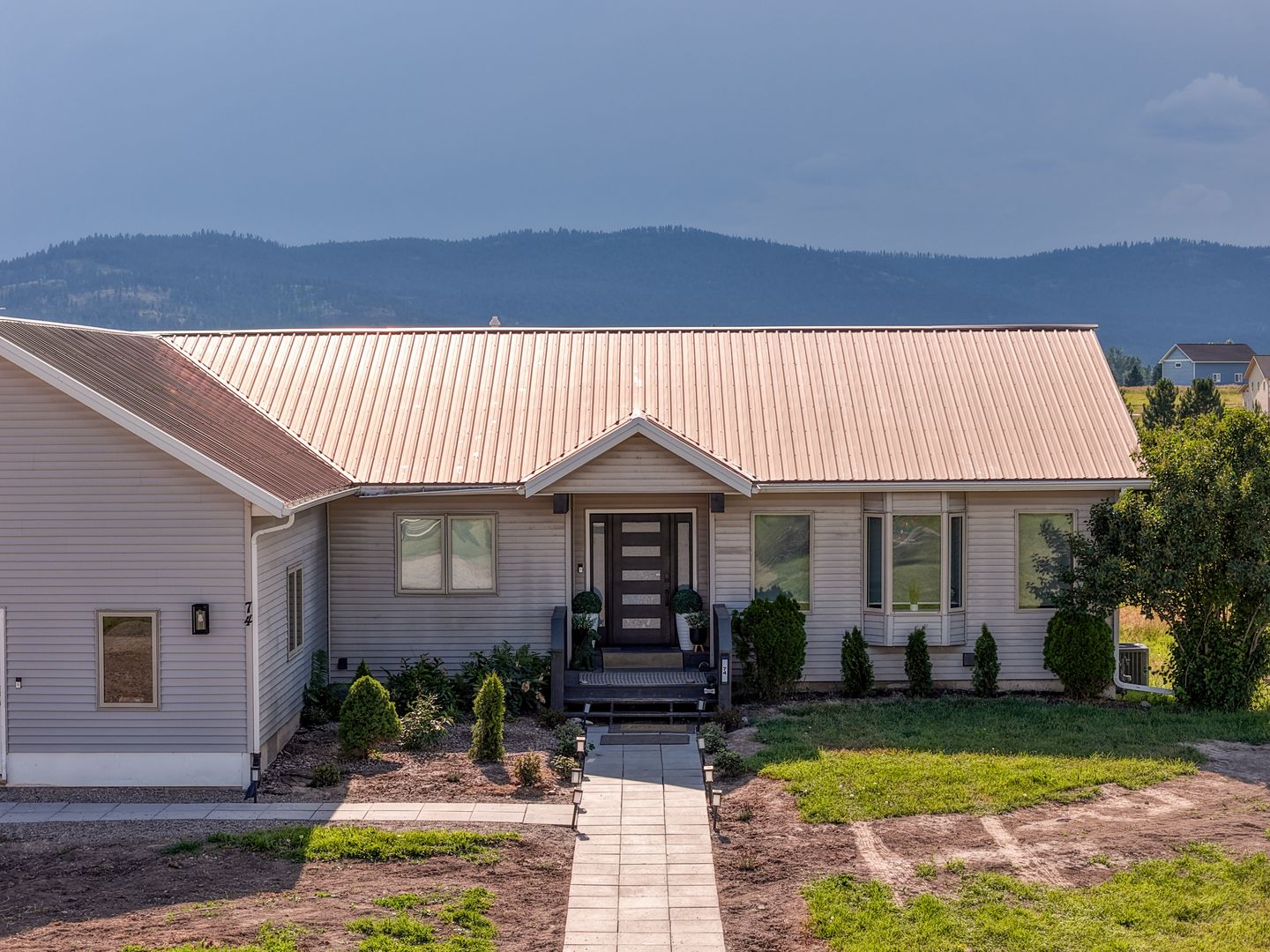 Kalispell House: 74 Stillwater Rd