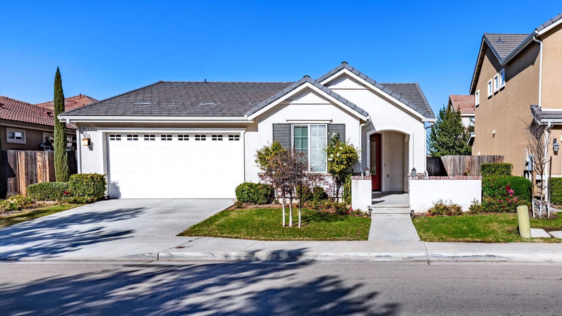 Clovis House: 3475 Bellaire Ave.