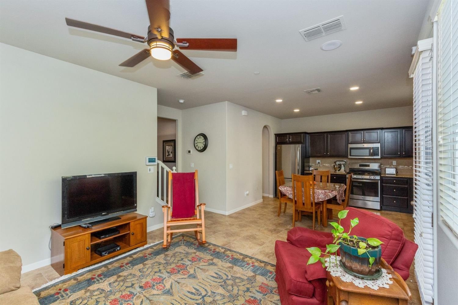 Clovis House: 1332 Joy Drive